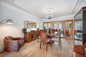 Dining room- click for photo gallery